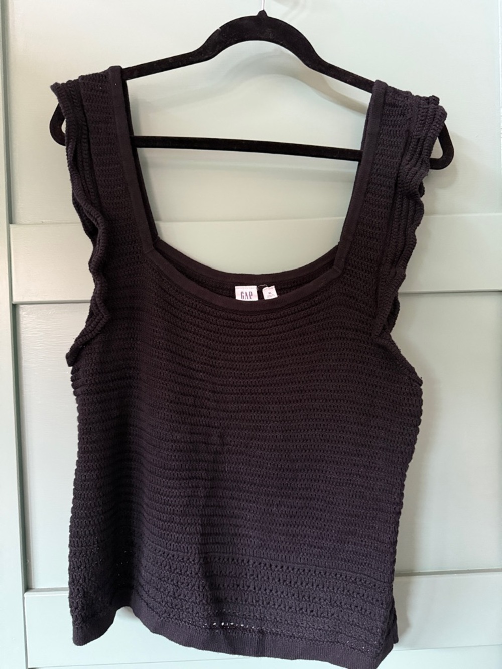 GAP Black Knit Ruffle-Trim Tank